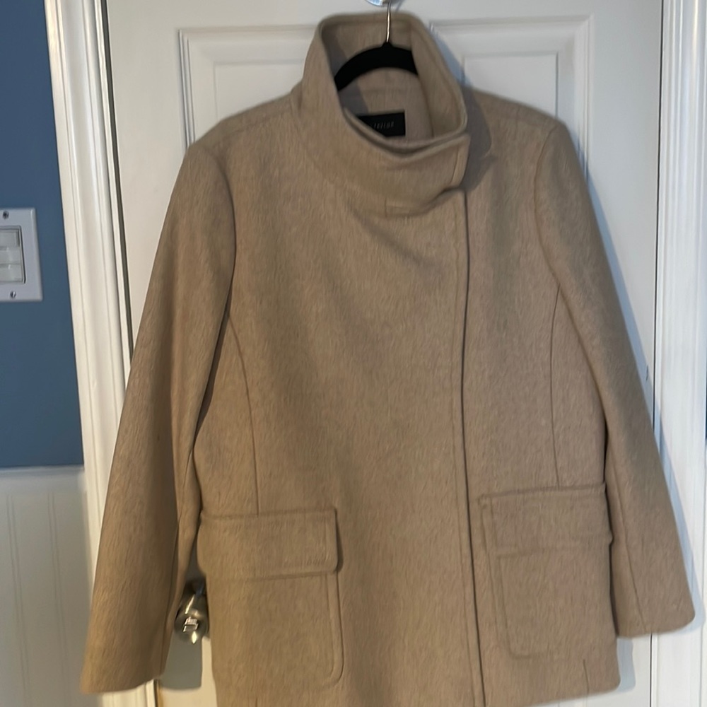 NWT!! Beautiful Ann Taylor funnel neck coat